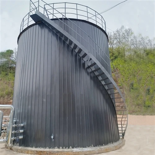 Do Asphalt Tanks Emit Strong Odors During Operation?